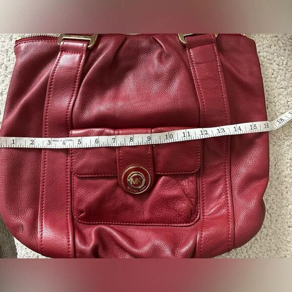 Michael Kors purse - Picture 8 of 12